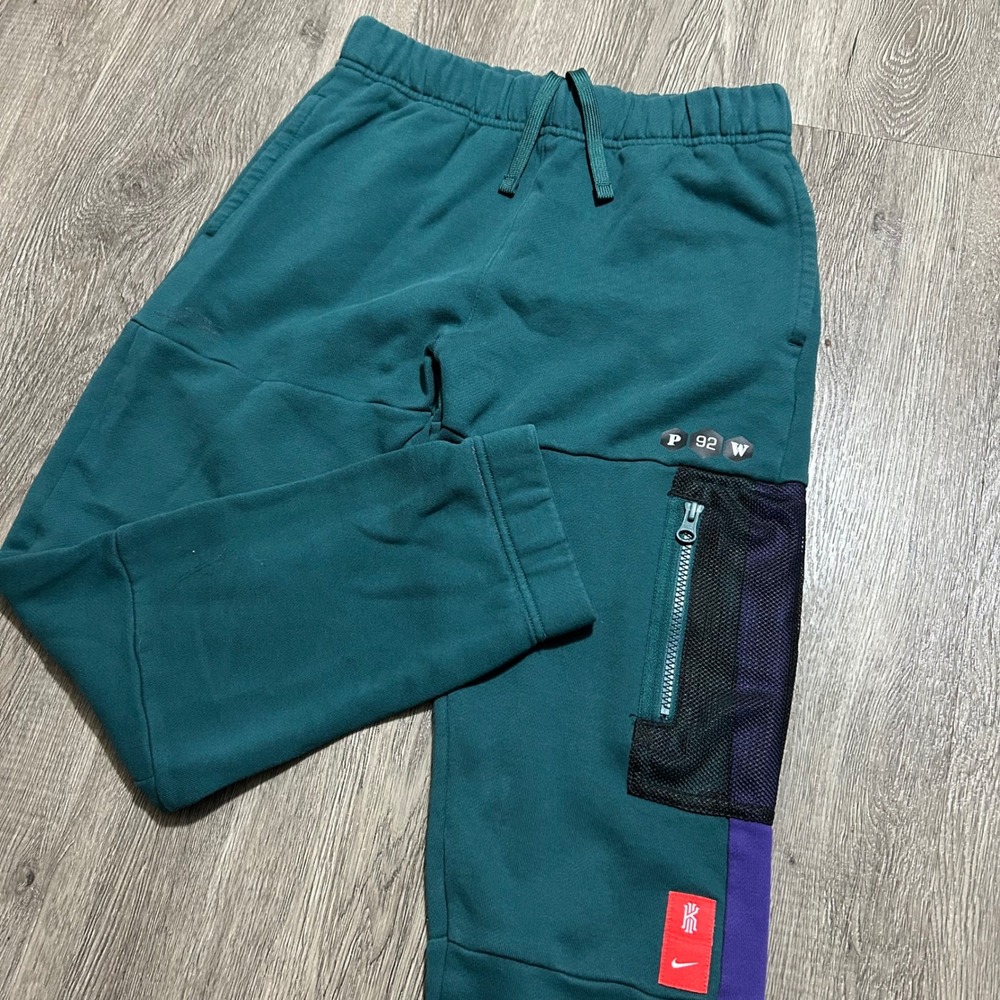 Nike Kyrie Irving Joggers Large Green Basketball Fleece Sweatpants Boys YOUTH - Picture 1 of 10